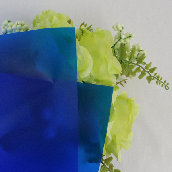 Films Translucide Emballage impermable  l'eau de fleur