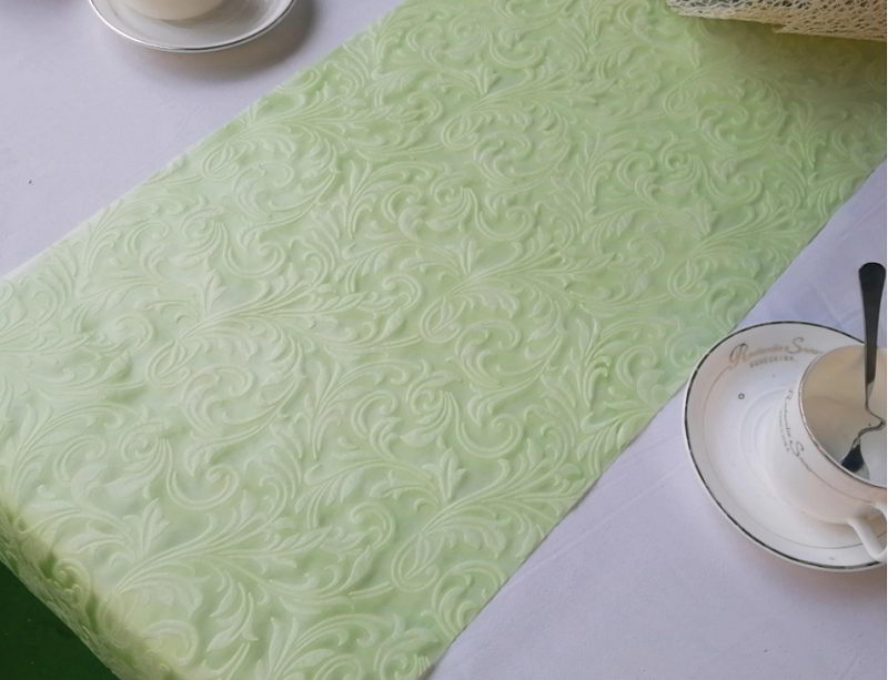 Embossed Non-woven Table Cloth